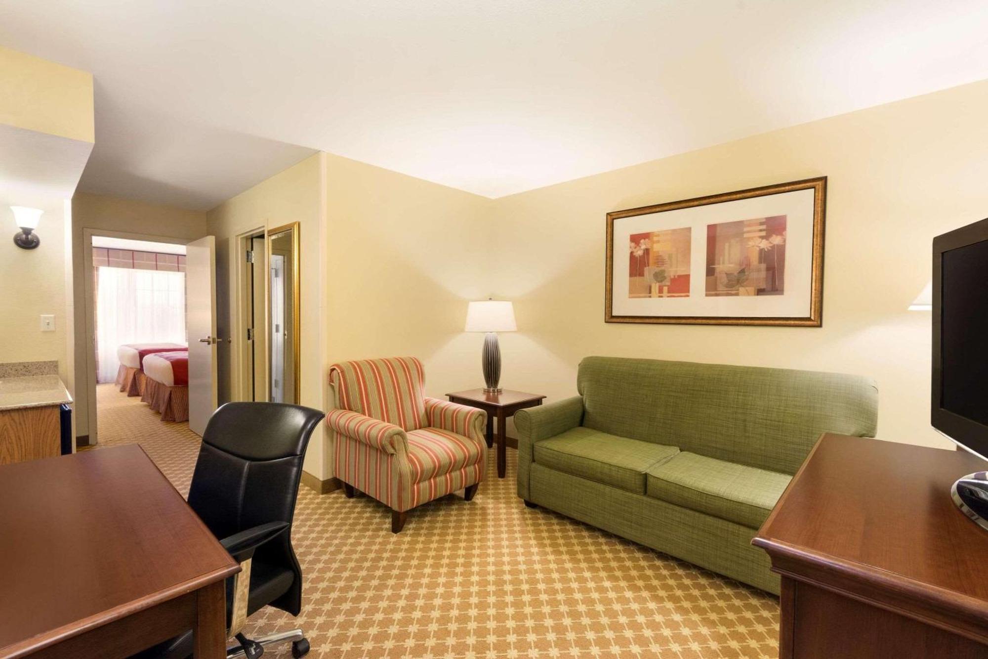 Country Inn & Suites By Radisson, Covington, La מראה חיצוני תמונה